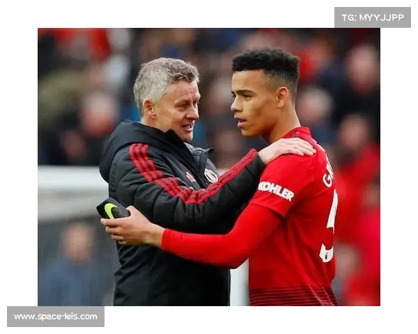 曼联客场球衣销量飙升 姆伯莫印号成球迷首选助创新高